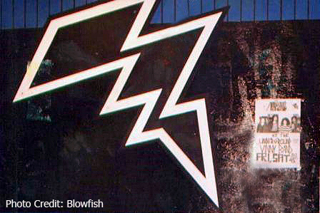 Logo Lightning – The Underground